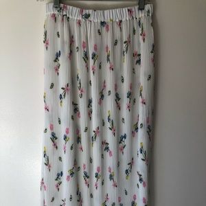 Vivetta White Pleated Floral Evil Eye and Floral Print Size 40